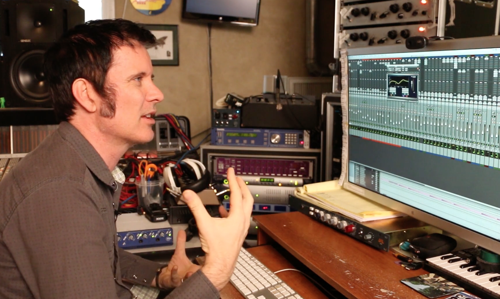 Warren Huart Mixing HipHop Warren Huart Mixing HipHop
