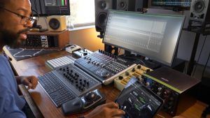 mixing hiphop with Willie Green external gear 1