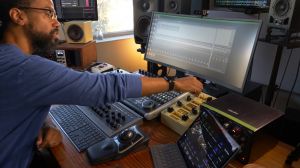 mixing hiphop with Willie Green external gear 3